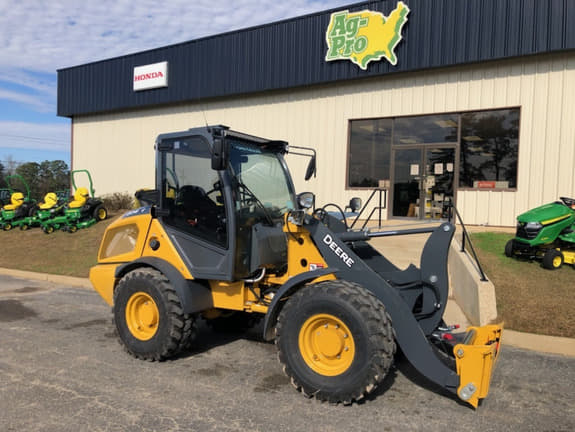 Image of John Deere 204G equipment image 1