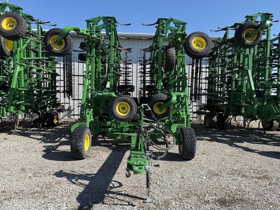 Image of John Deere 2230FH Image 1