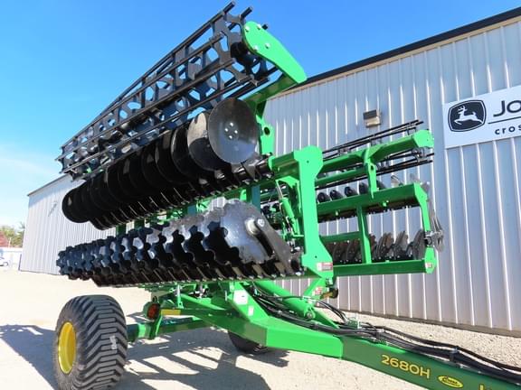 Image of John Deere 2680H equipment image 2