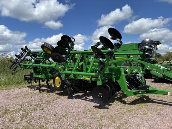 2026 John Deere 2730 Equipment Image0