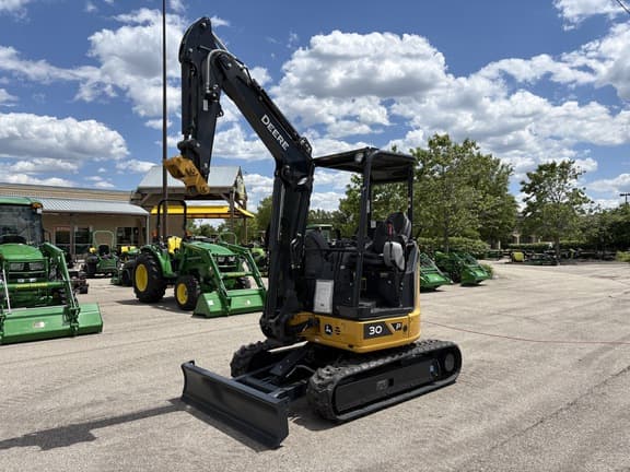 Image of John Deere 30P equipment image 2