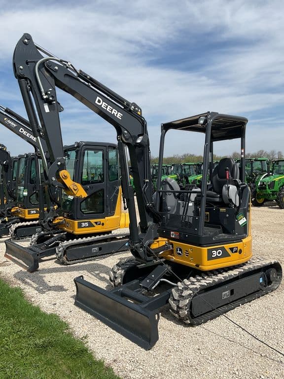 Image of John Deere 30P equipment image 4