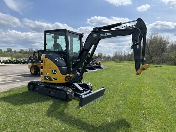 Image of John Deere 30P equipment image 3