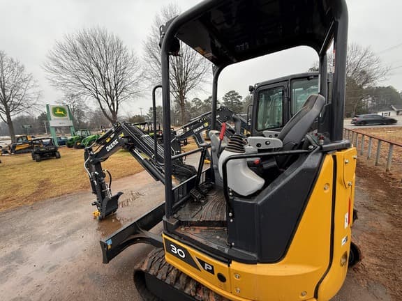 Image of John Deere 30P equipment image 2