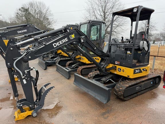 2026 John Deere 30P Equipment Image0
