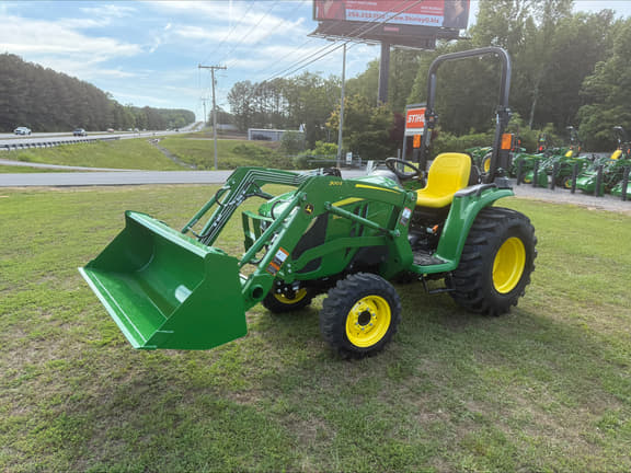 Image of John Deere 3025E equipment image 1