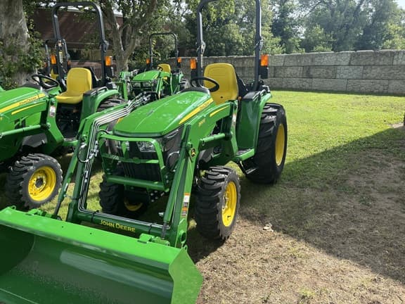 Image of John Deere 3025E equipment image 1