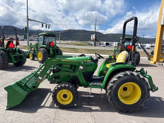 Image of John Deere 3025E equipment image 1