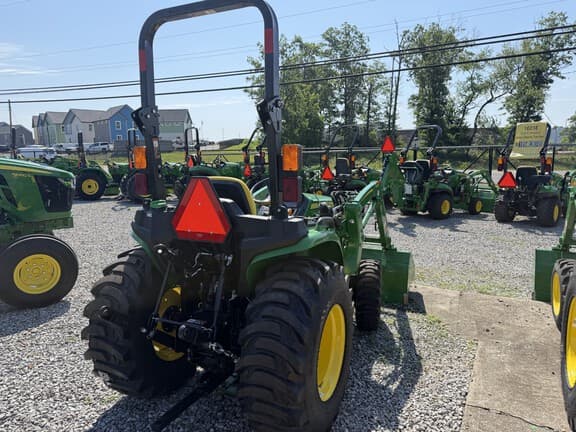 Image of John Deere 3025E equipment image 3