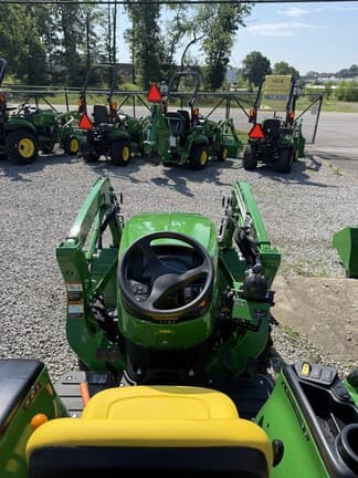 Image of John Deere 3025E equipment image 4