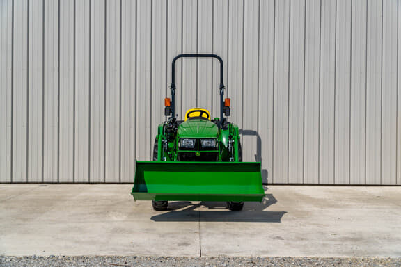 Image of John Deere 3025E equipment image 1