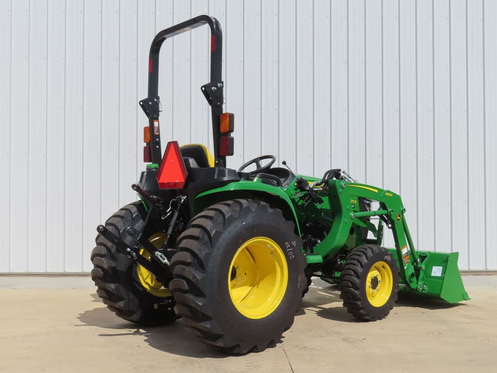 Image of John Deere 3025E Image 1