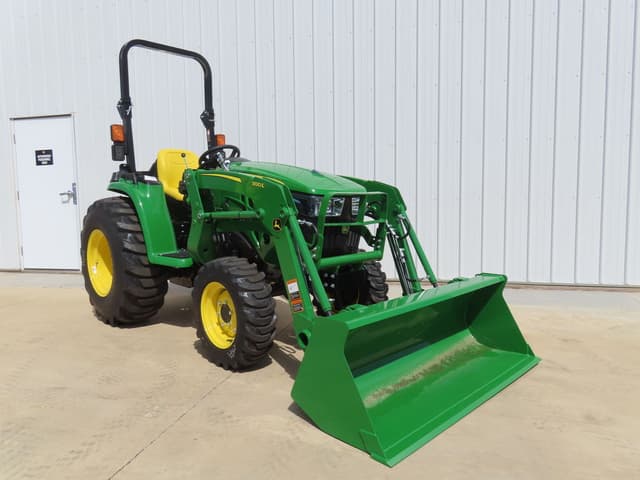 Image of John Deere 3025E equipment image 1