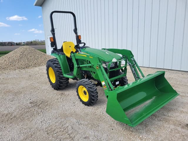 Image of John Deere 3025E equipment image 3