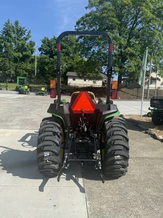 Image of John Deere 3025E equipment image 3