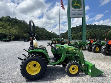 Main image John Deere 3032E