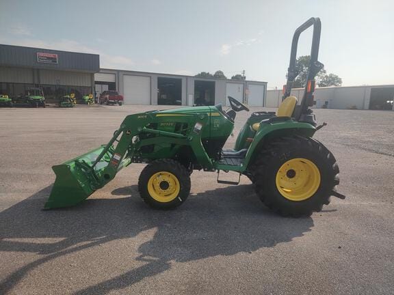 2026 John Deere 3032E Equipment Image0