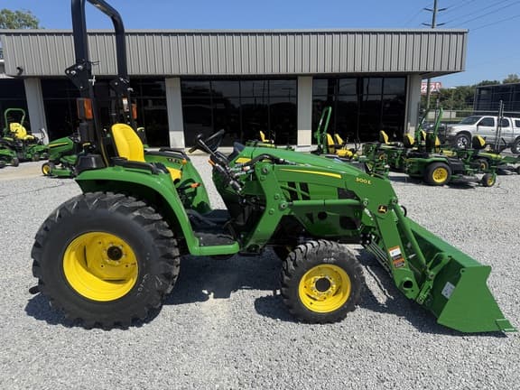 Image of John Deere 3032E Primary image