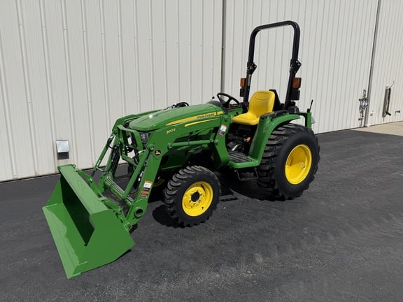 2026 John Deere 3032E Equipment Image0