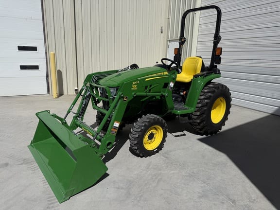 2026 John Deere 3032E Equipment Image0