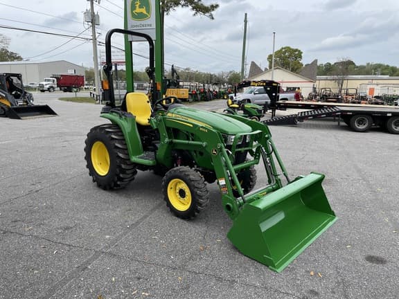 Image of John Deere 3032E equipment image 1