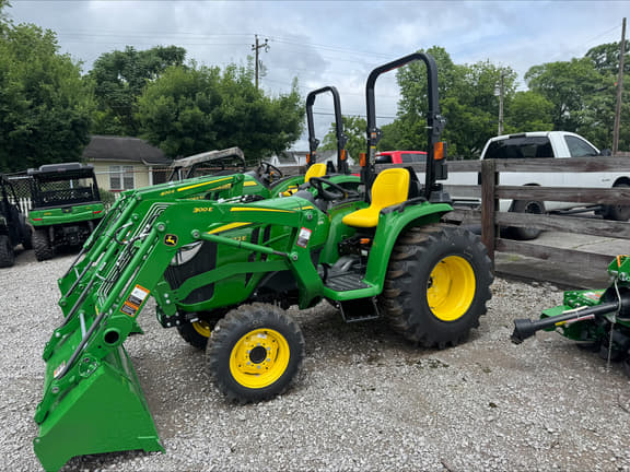 Image of John Deere 3032E equipment image 3