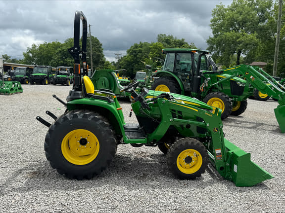 Image of John Deere 3032E equipment image 1