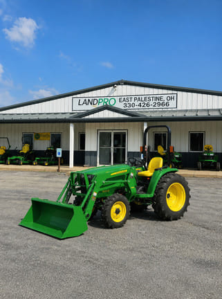 2026 John Deere 3032E Equipment Image0