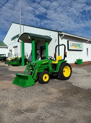Image of John Deere 3032E Primary Image