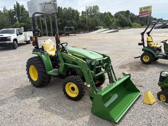 Image of John Deere 3032E equipment image 1
