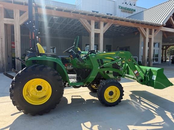 Image of John Deere 3032E Primary image