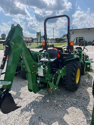 2026 John Deere 3032E Equipment Image0