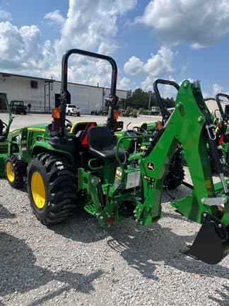 Image of John Deere 3032E equipment image 2