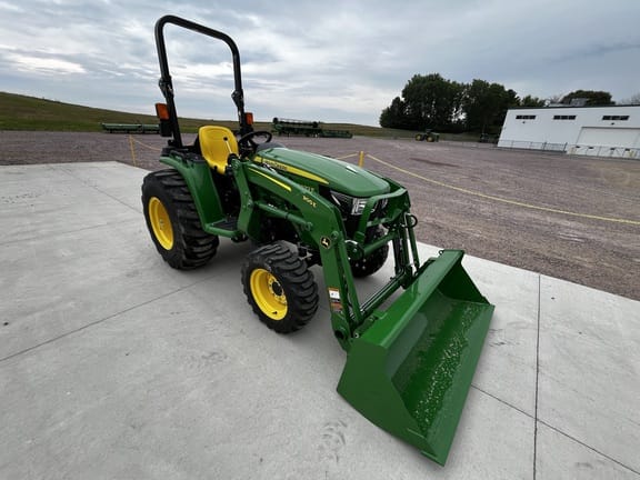 2026 John Deere 3032E Equipment Image0