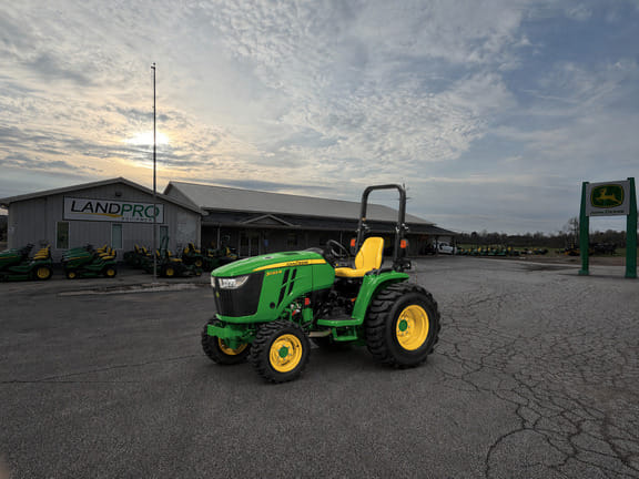 2026 John Deere 3033R Equipment Image0