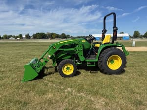 2026 John Deere 3033R Image