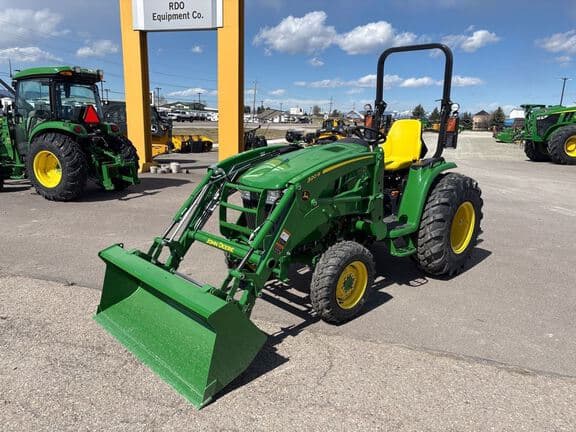 Image of John Deere 3033R Primary image