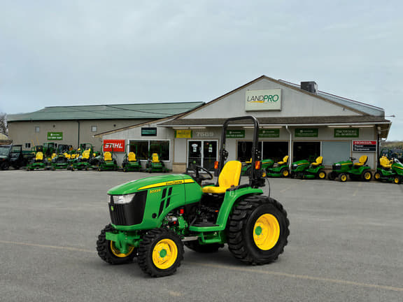 Image of John Deere 3033R Primary Image