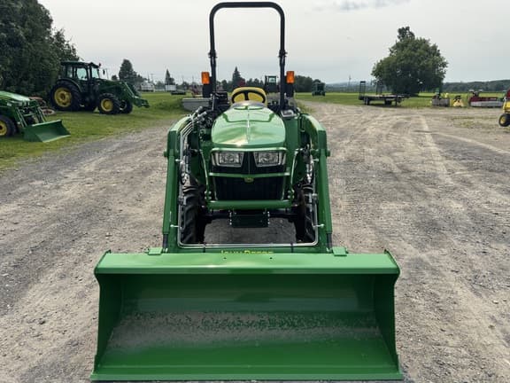 Image of John Deere 3038E equipment image 1