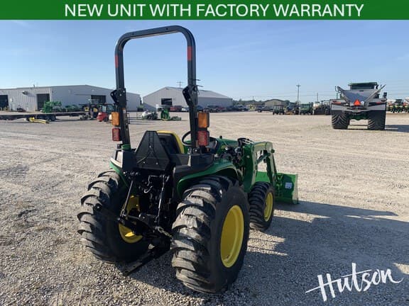Image of John Deere 3038E equipment image 3