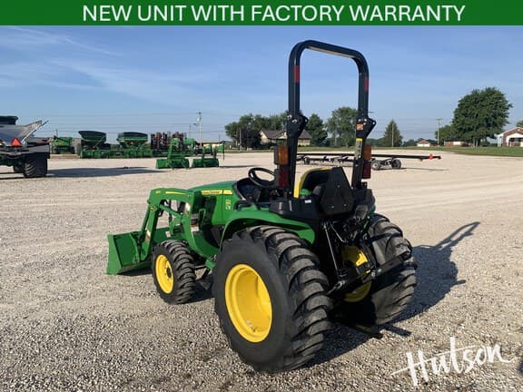 Image of John Deere 3038E equipment image 2
