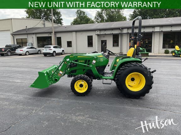 Image of John Deere 3038E equipment image 3
