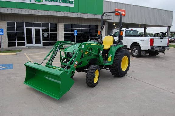 Image of John Deere 3038E equipment image 1