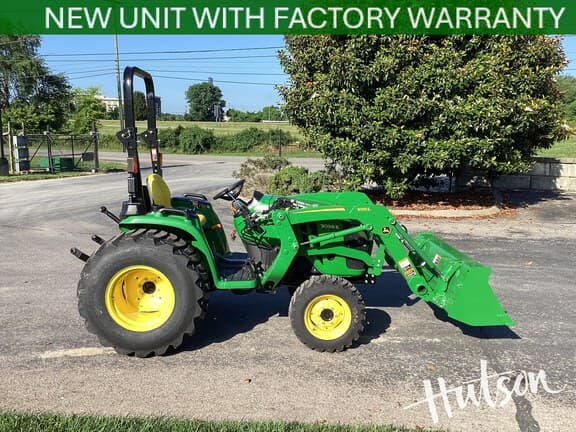 Image of John Deere 3038E equipment image 2