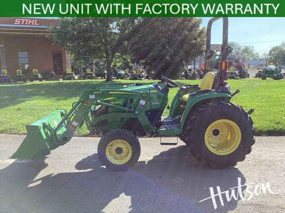 Image of John Deere 3038E equipment image 4