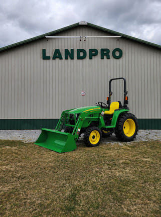 2026 John Deere 3038E Equipment Image0
