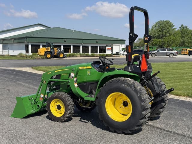 Image of John Deere 3038E equipment image 1