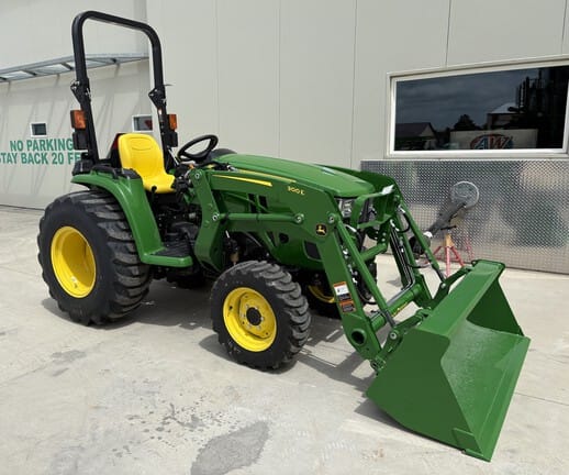 2026 John Deere 3038E Equipment Image0