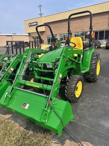 Main image John Deere 3038E