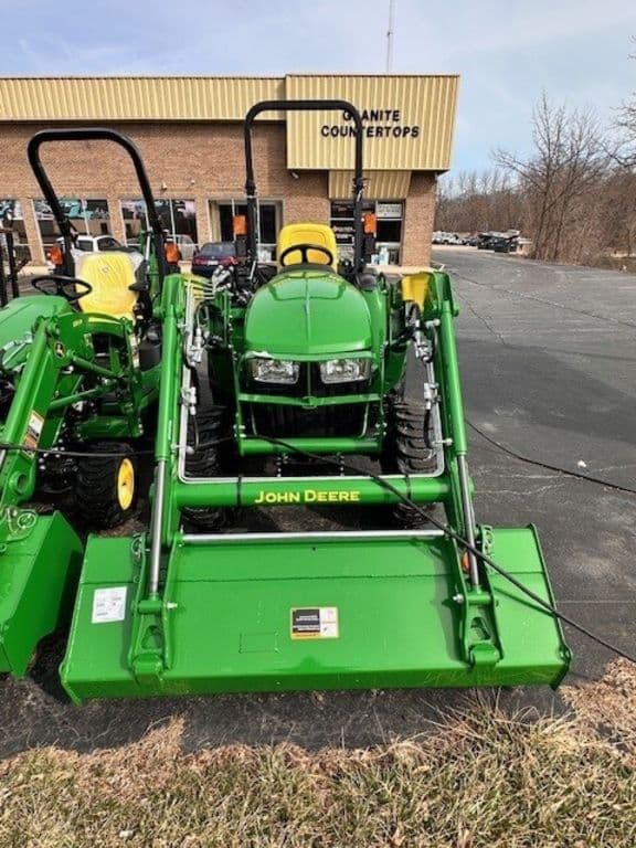 Image of John Deere 3038E Image 1